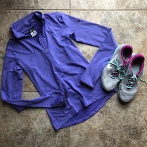 Nike jacket size small